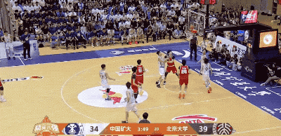 谈球吧体育官网入口3个月拿下3个MVP，这位小猛男是…？